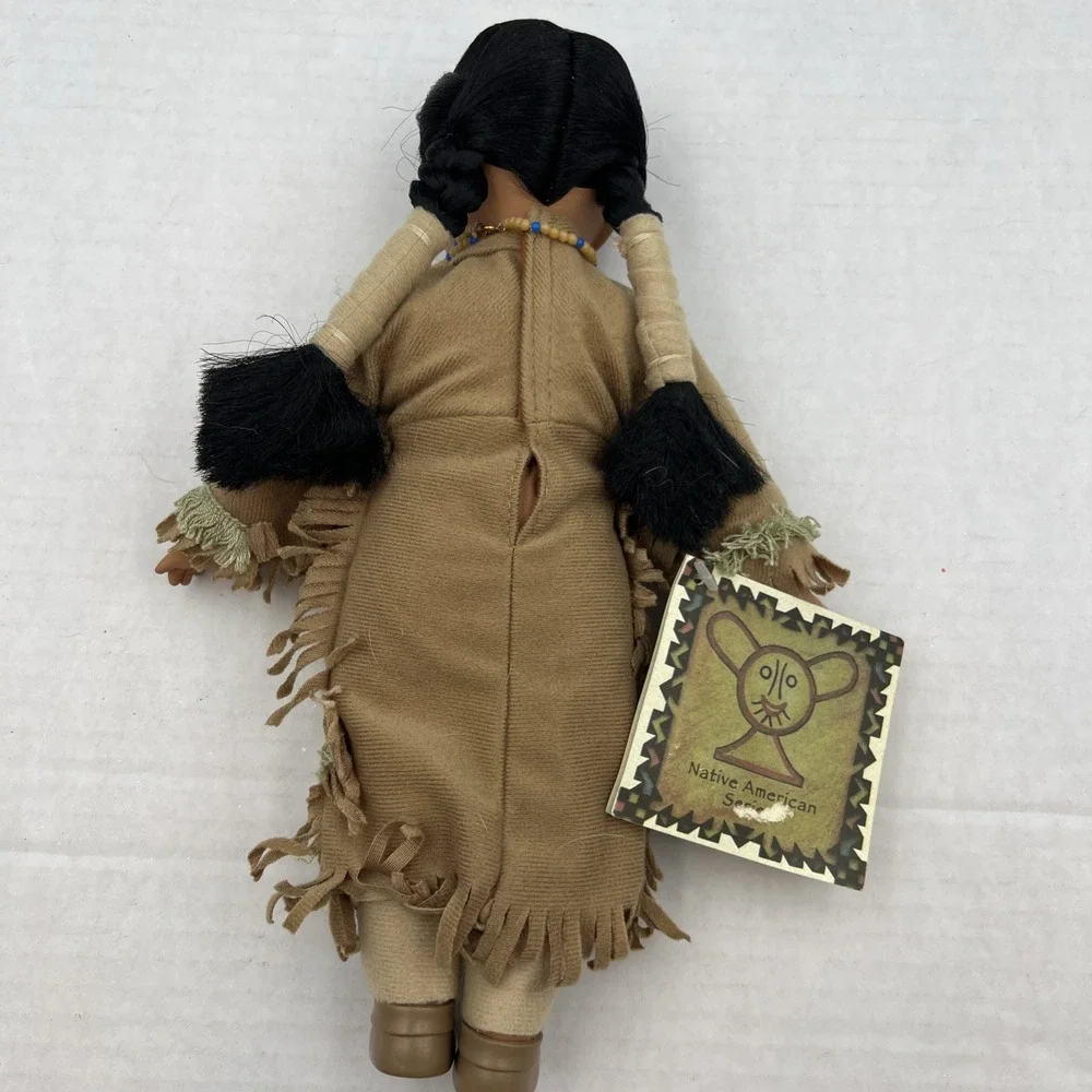 Sandy Dolls Native American Series Graceful Lily Seneca‎ Maiden 1998 12
